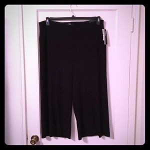 2/$30 NWT Alfani Black comfort waist culotte